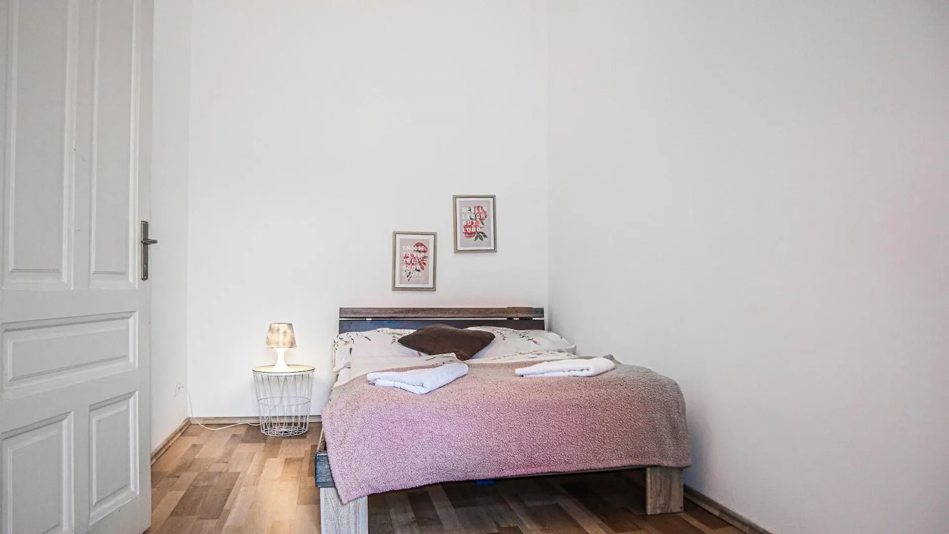 Super Bright Apartment Perfect For Longstays Bécs 0*,  Ausztria